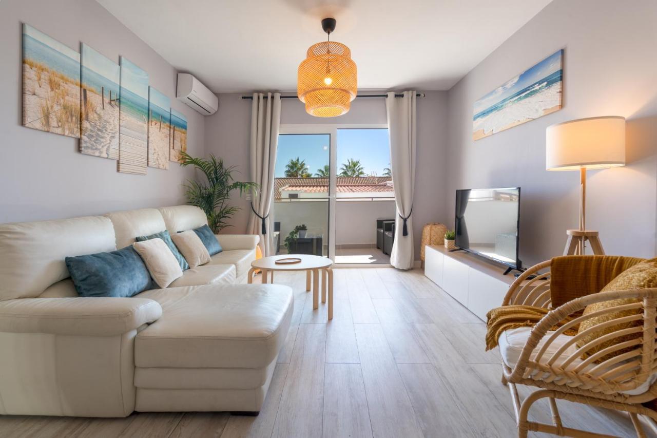Lets In The Sun Sea View Apartment Calabella 라칼라데미야스 외부 사진