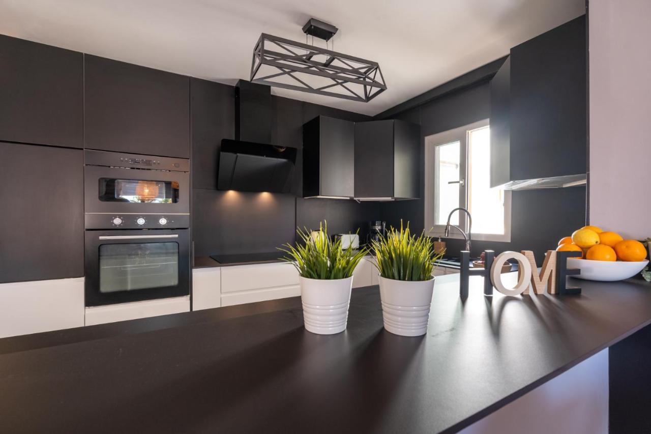 Lets In The Sun Sea View Apartment Calabella 라칼라데미야스 외부 사진